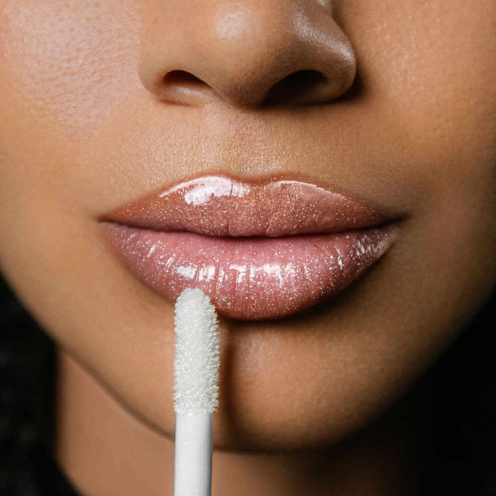 Whimsy Kiss Gloss: Pallid Bride